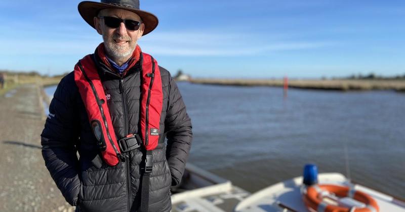 Extraordinary meeting called as Broads chief set to leave after 25 years