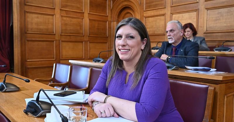 Κωνσταντοπούλου: «Ταξικό το 'σιγά μην σκίσεις κανένα καλσόν'» Κωνσταντοπούλου: «Ταξικό το 'σιγά μην σκίσεις κανένα καλσόν'»