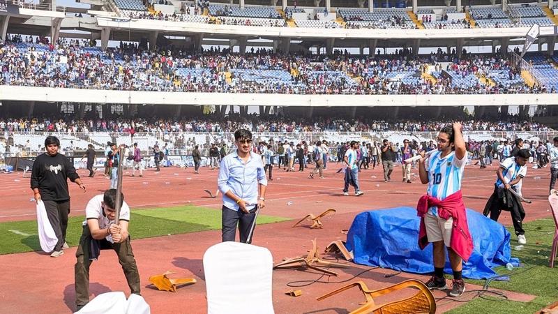 TMC, BJP, Cong slam organisers for chaos at Messi event, CPI(M) calls it 'black day' for Bengal