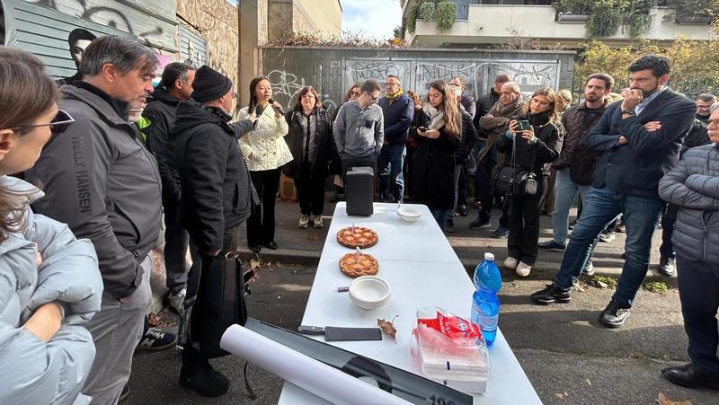 Urbanistica, il Natale delle famiglie sospese: “Il nostro incubo non finisce più, delusi dal silenzio di Palazzo Marino”