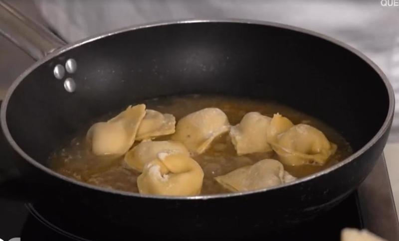 Linea Verde a Ferrara, i cappellacci “risottati” diventano un caso: «È un orrore»