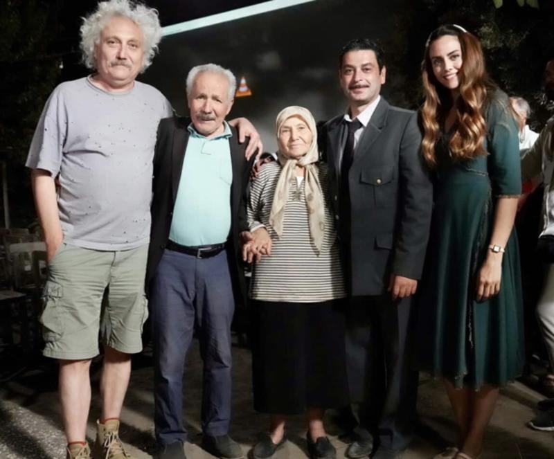 Yüksel Aksu’dan bir varoluş masalı: Bak Postacı Geliyor