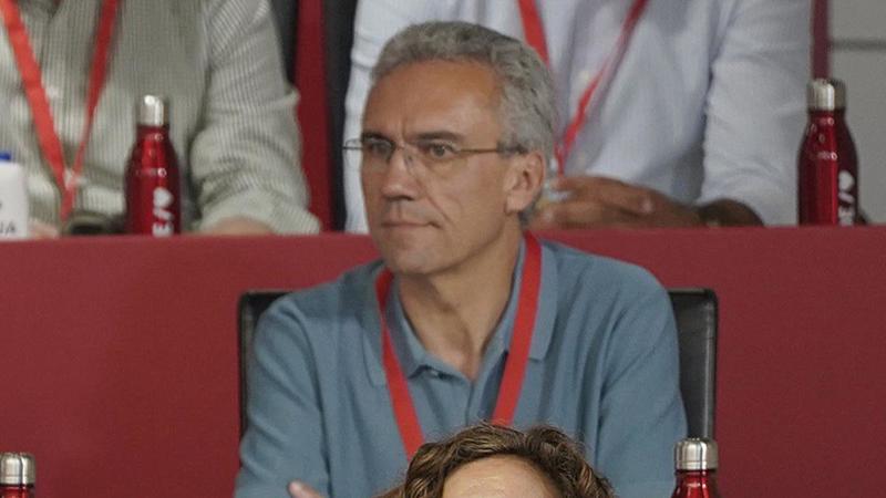 Entre el esperpento y la mafia