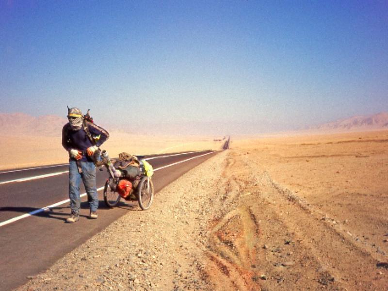 Cammina 27 anni per fare il giro del mondo: ora sta per arrivare