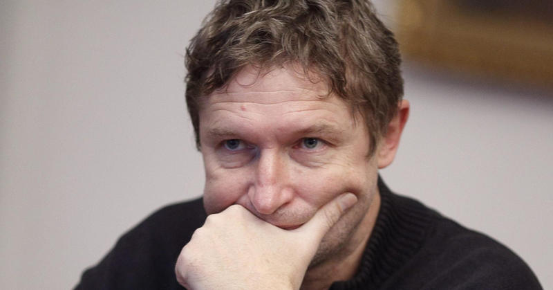 Profiterska manufaktura naših velikih patriota: 960 škola naručit će monografiju o Vukovaru po cijeni od 92 eura. Račun ćemo platiti mi