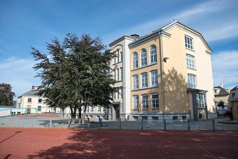 Skolen trenger omfattende utbedring, ikke bare akutthjelp