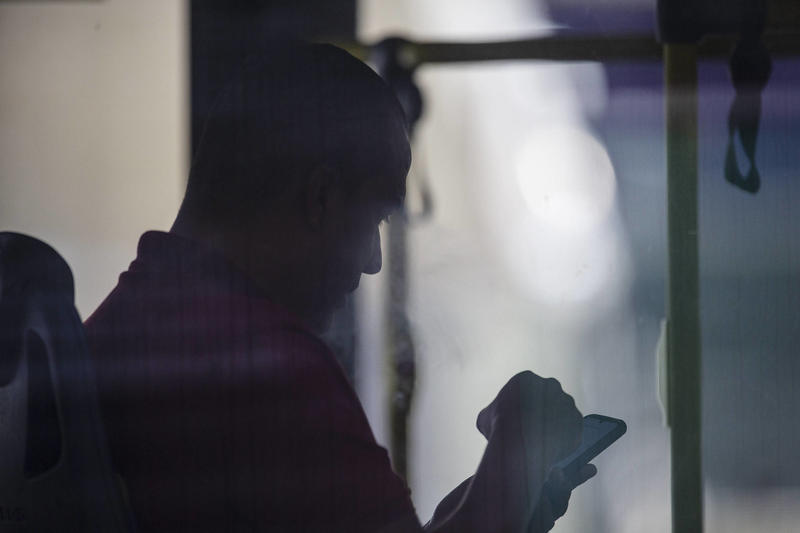 Telefone sem fio: a crise da narração