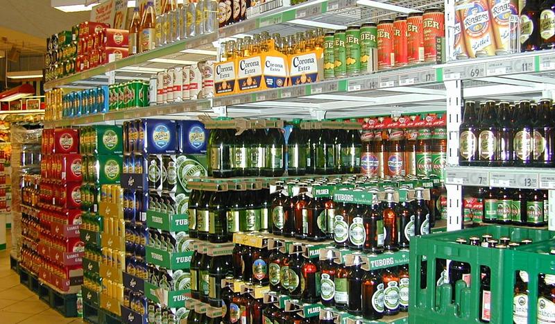 Toppfotball og alkohol høyrer vel saman?