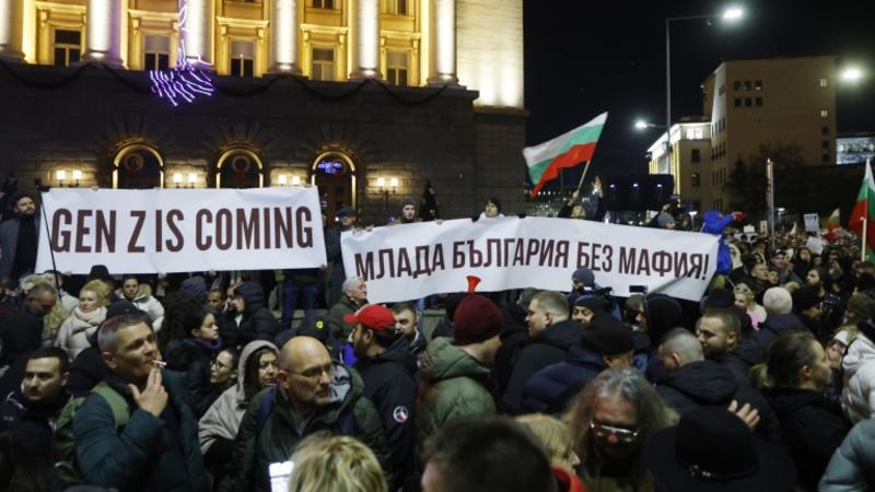 Стабилност или нова изборна спирала - какво очаква България? Стабилност или нова изборна спирала - какво очаква България?