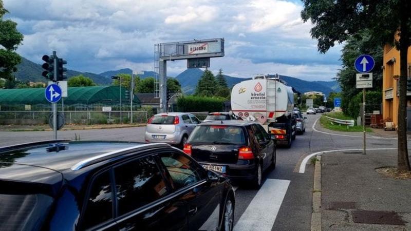 Incrocio Martinella, da lunedì scatta il semaforo «sempre verde»