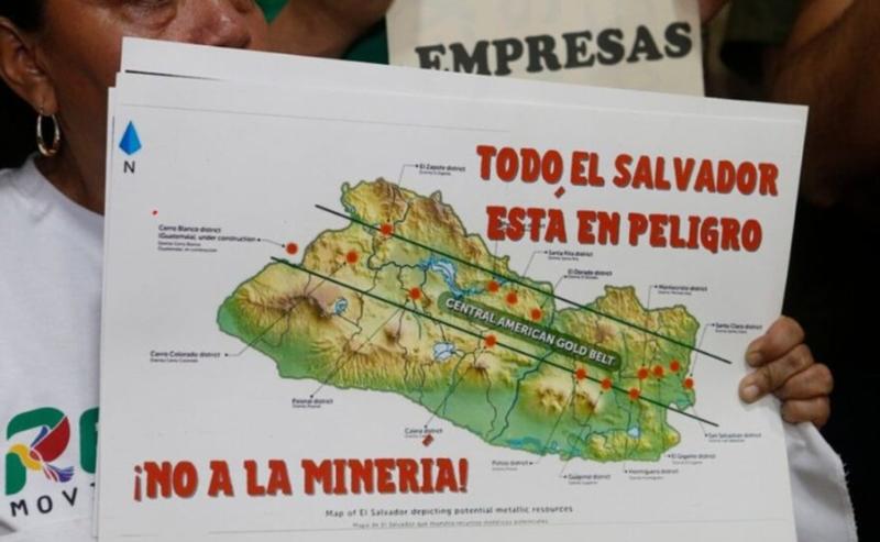 El agua es cosa de Dios, no el oro