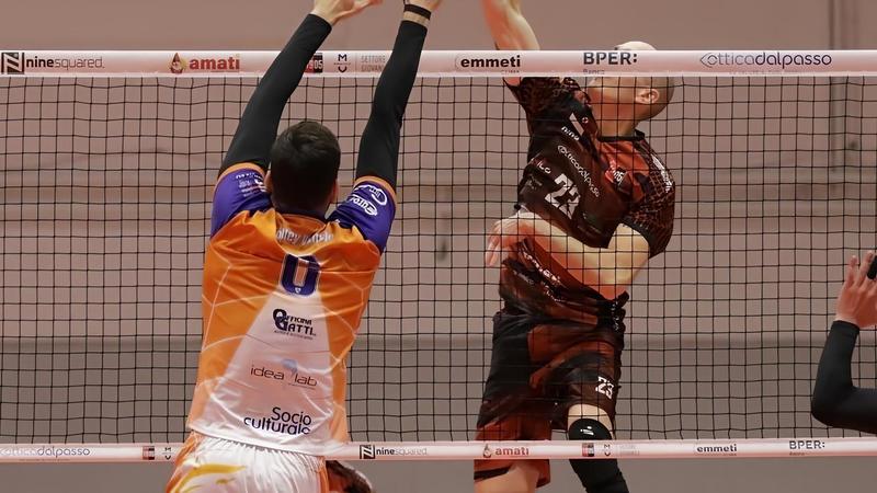 Sgambetto della Mo.Re. E’ la Kerakoll a cadere