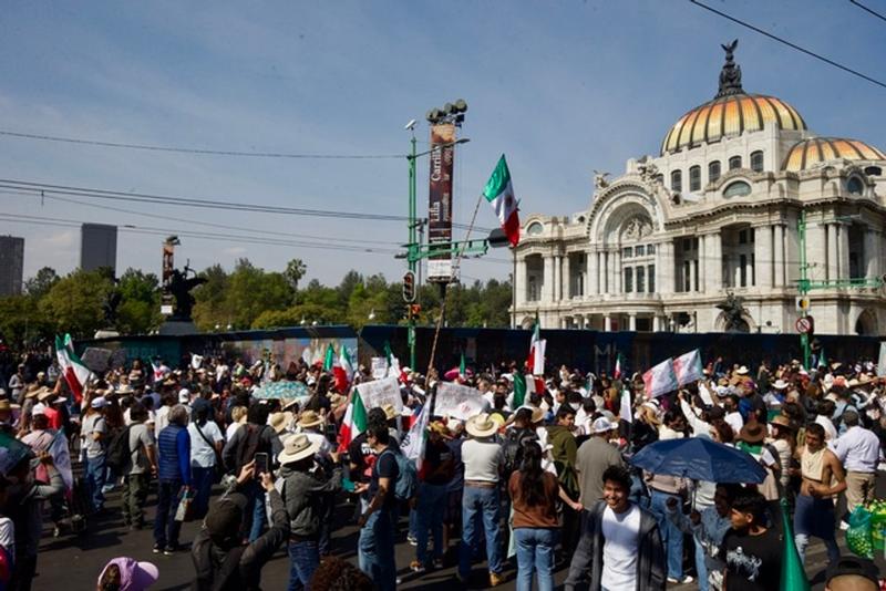 La derecha que no existe // Sin embargo, se mueve // 2026, año de decisiones // Morena, sin brújula - Ciudad Perdida