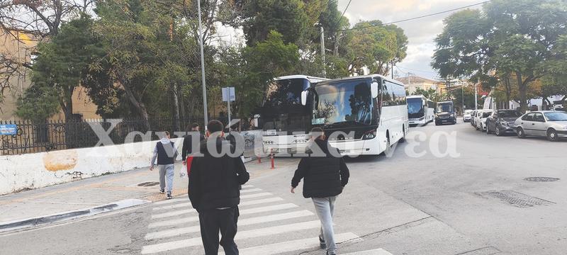 Στα Χανιά για ...
