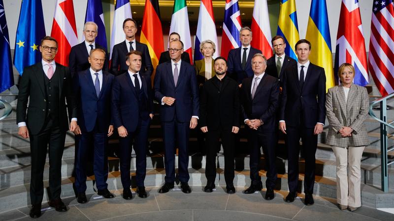 Kiev: gli Usa continuano a chiederci di lasciare il Donbass. Ue: “Se Putin prende la regione cade la fortezza”. Mattarella: “In atto operazione contro il campo occidentale”