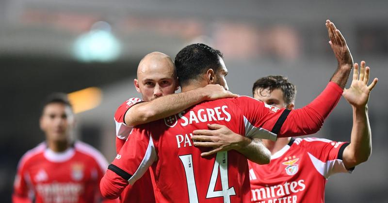 Não foi só Pavlidis a desembrulhar presentes Não foi só Pavlidis a desembrulhar presentes