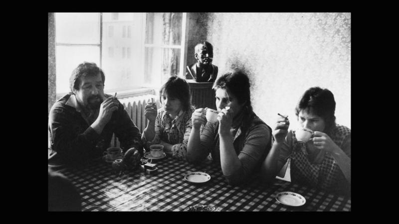 Ausstellung | Fotografien der späten DDR und Nachwendezeit: Die Klischeefalle schnappt zu