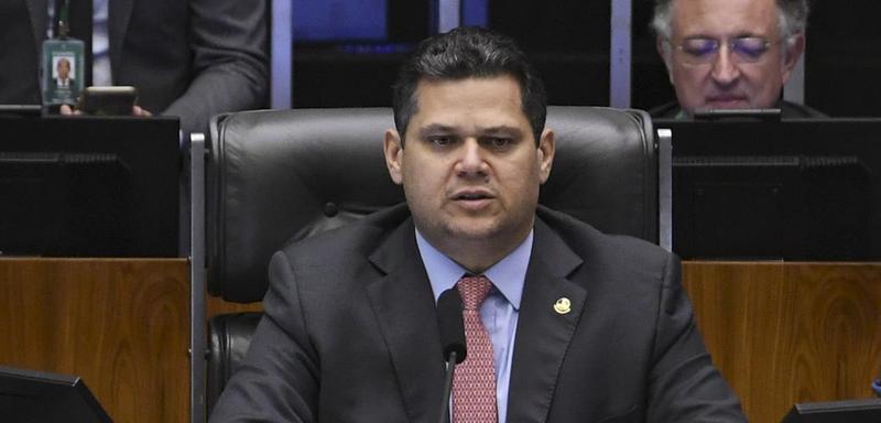 Alcolumbre, o rei da denúncia arquivada Alcolumbre, o rei da denúncia arquivada