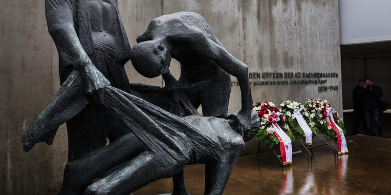 Gedenken an NS-Völkermord an Sinti und Roma