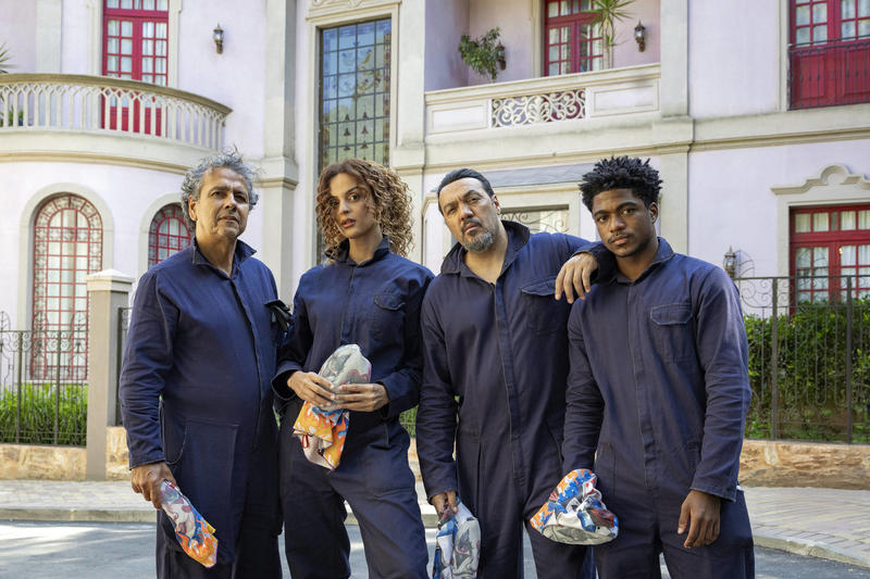 Depois de um mês, finalmente chegou o dia do roubo das Três Graças