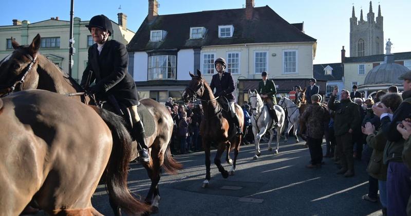 Annual Boxing Day hunt to take over town as protestors gather