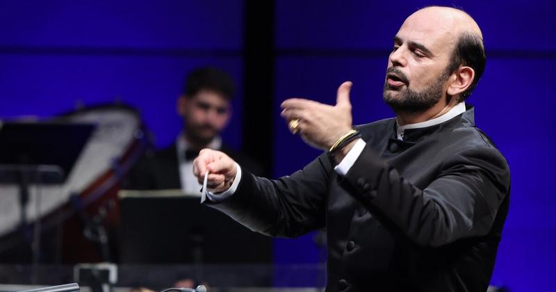 Η Συμφωνική Ορχήστρα της Κύπρου υπό τη διεύθυνση του μαέστρου Μύρωνα Μιχαηλίδη Η Συμφωνική Ορχήστρα της Κύπρου υπό τη διεύθυνση του μαέστρου Μύρωνα Μιχαηλίδη