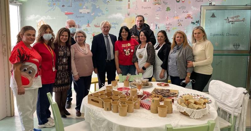 Χριστουγεννιάτικη δράση για τα παιδιά της Κλινικής Αιματολογίας / Ογκολογίας παιδιών και εφήβων του ΠΑΓΝΗ Χριστουγεννιάτικη δράση για τα παιδιά της Κλινικής Αιματολογίας / Ογκολογίας παιδιών και εφήβων του ΠΑΓΝΗ