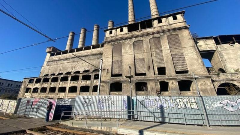 Tragedia ad Alzano, precipita da 5 metri mentre pratica «urban exploration»: muore 19enne di Casnigo - Foto