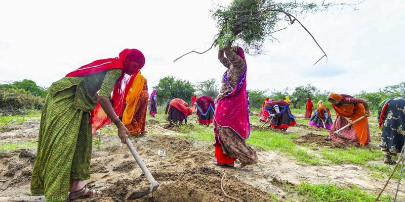 VB–G RAM G Bill Formalises MGNREGS' Disintegration