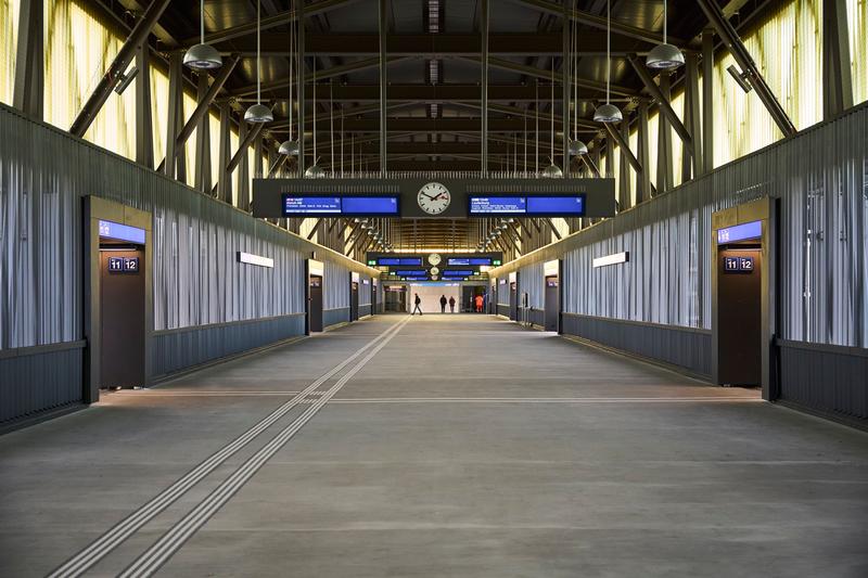 Eine Fehlplanung aus dem Lehrbuch: Eine Passarelle, die niemandem nutzt