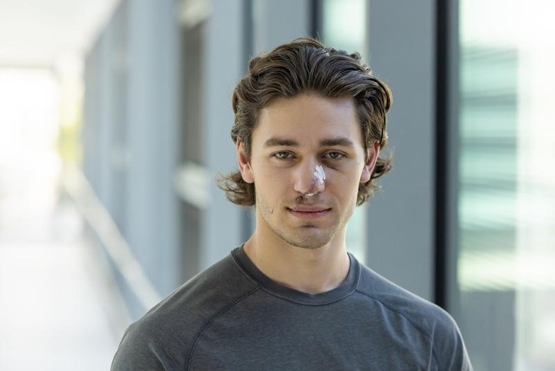 „Ich würde es wieder tun“: Wie ein Messerangriff in Dresden das Leben von John Rudat veränderte