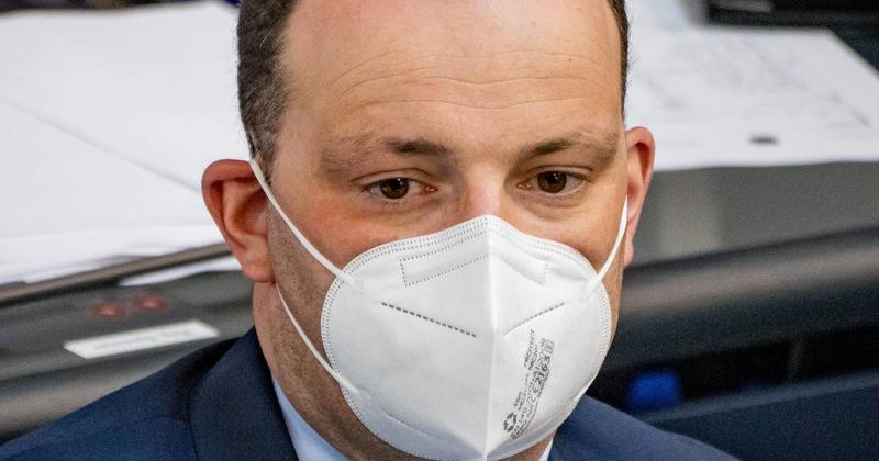 Corona-Kommission: Spahn mauert, die AfD polemisiert