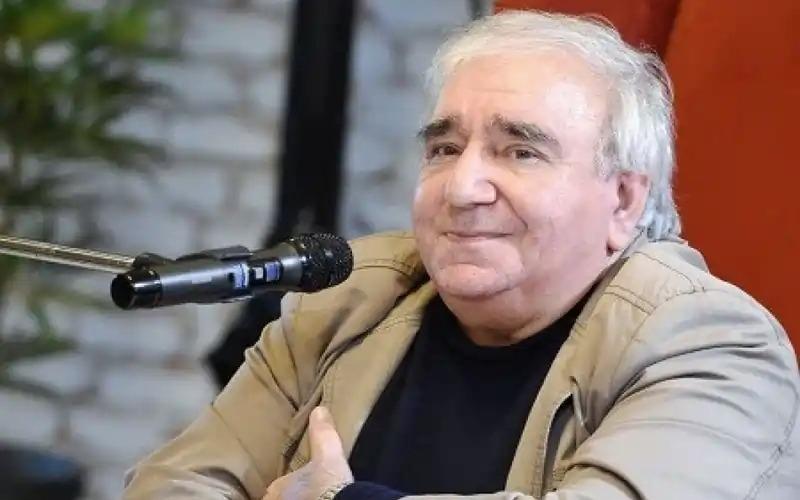 Nə yaxşı ölmədin bu aralıqda...