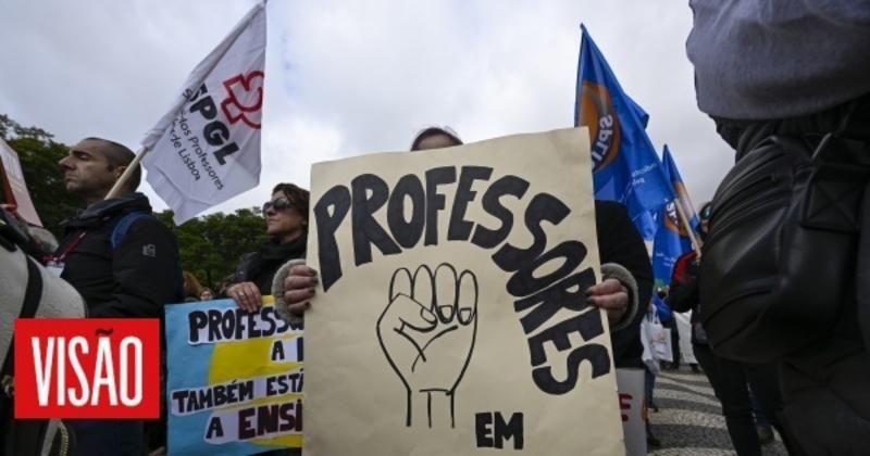 Revisão do Estatuto da Carreira Docente - ou, por outras palavras, professores à beira de um ataque de nervos Revisão do Estatuto da Carreira Docente - ou, por outras palavras, professores à beira de um ataque de nervos