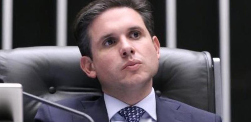 Motta sai em defesa do PL da Dosimetria diante de resistência do Senado