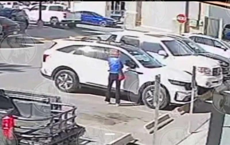 Video: Andan policías tras Myrna Denisse, la joven carjacker