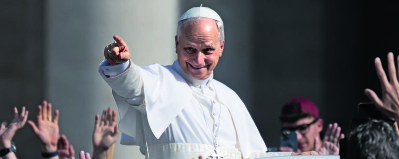 Leone XIV in veste inedita: sogni e speranze di un Papa diplomatico