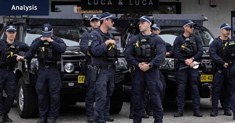 Police were young and outgunned: Where was the back-up at Bondi? Police were young and outgunned: Where was the back-up at Bondi?