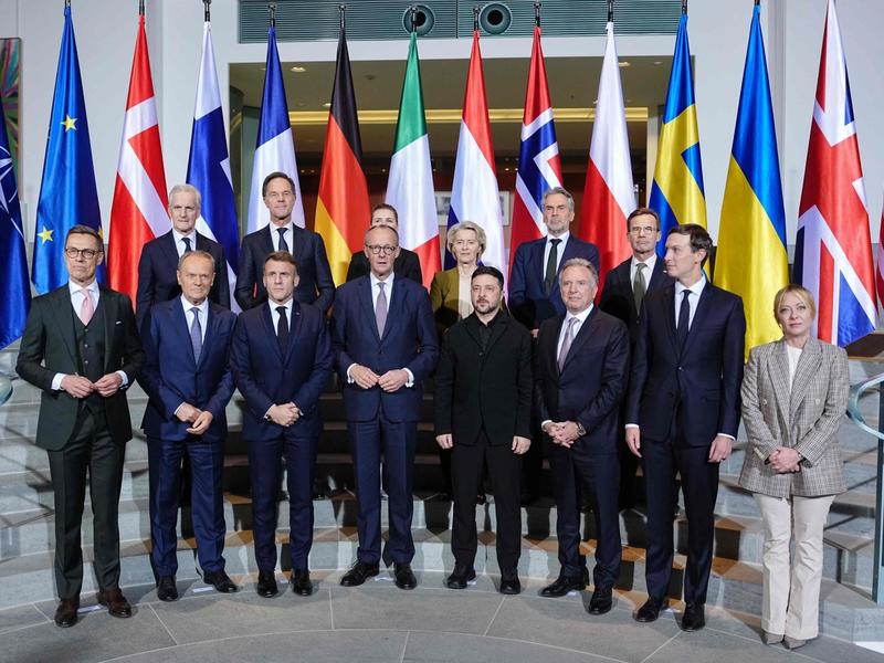 Ucraina, sui territori è stallo. Dubbi sulla zona franca. Zelensky insiste: serve un referendum