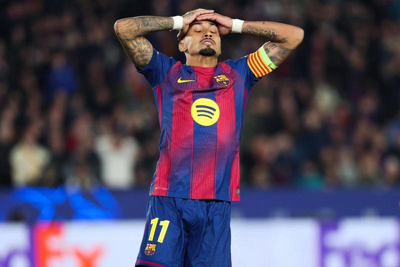 Raphinha é esnobado em prêmio da Fifa, e internautas reagem: 'Vergonha'