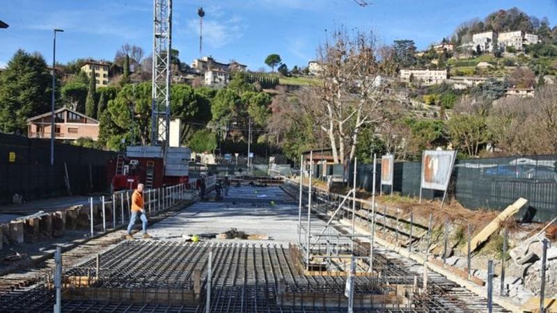 Bergamo, vasca di laminazione nel quartiere di Santa Lucia: «Via Statuto chiusa per altri tre mesi»