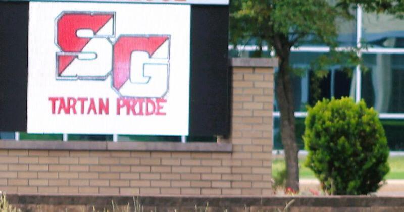 EDITORIAL: Don’t let fear of change guide school decision EDITORIAL: Don’t let fear of change guide school decision