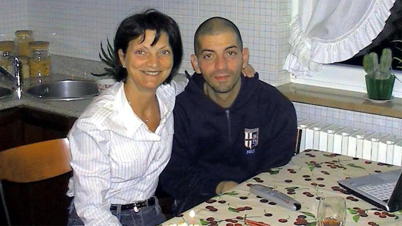 Lecco, il figlio è scomparso dal 2009 ma la mamma non si arrende: “Devo trovare il mio Gianluca”