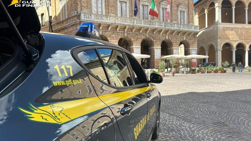 Scoperto maxi giro di droga. Arrestato giovane pusher. Duemila cessioni a 17 clienti