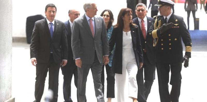 Chile: el fin del clivaje dictadura-democracia Chile: el fin del clivaje dictadura-democracia