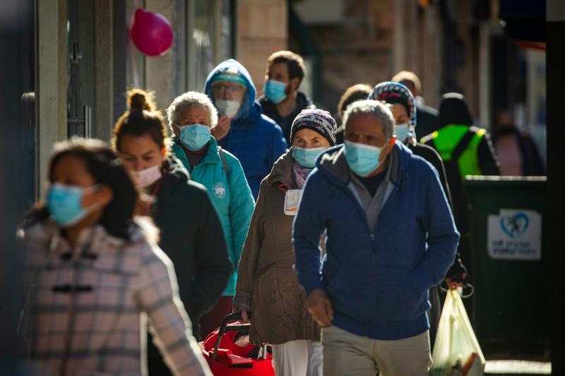 Amid rise in flu cases, Health Ministry recommends vulnerable wear face masks Amid rise in flu cases, Health Ministry recommends vulnerable wear face masks