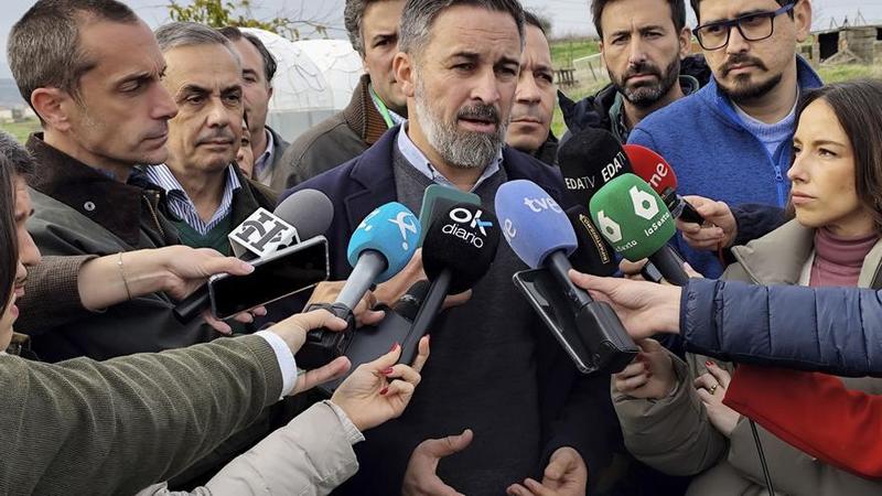 La ultraderecha se zurra entre sí por dinero La ultraderecha se zurra entre sí por dinero