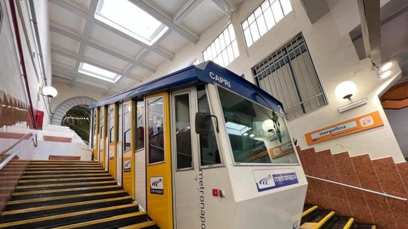 Napoli, assenze improvvise tra il personale e turni non coperti: ferme due funicolari