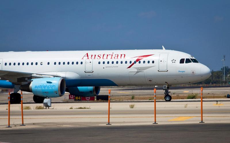 Young man stows away on flight from Tel Aviv to Vienna after eluding airport security Young man stows away on flight from Tel Aviv to Vienna after eluding airport security