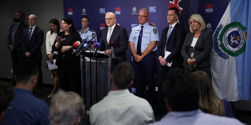 Sydney-Attentäter wegen 15-fachen Mordes angeklagt Sydney-Attentäter wegen 15-fachen Mordes angeklagt